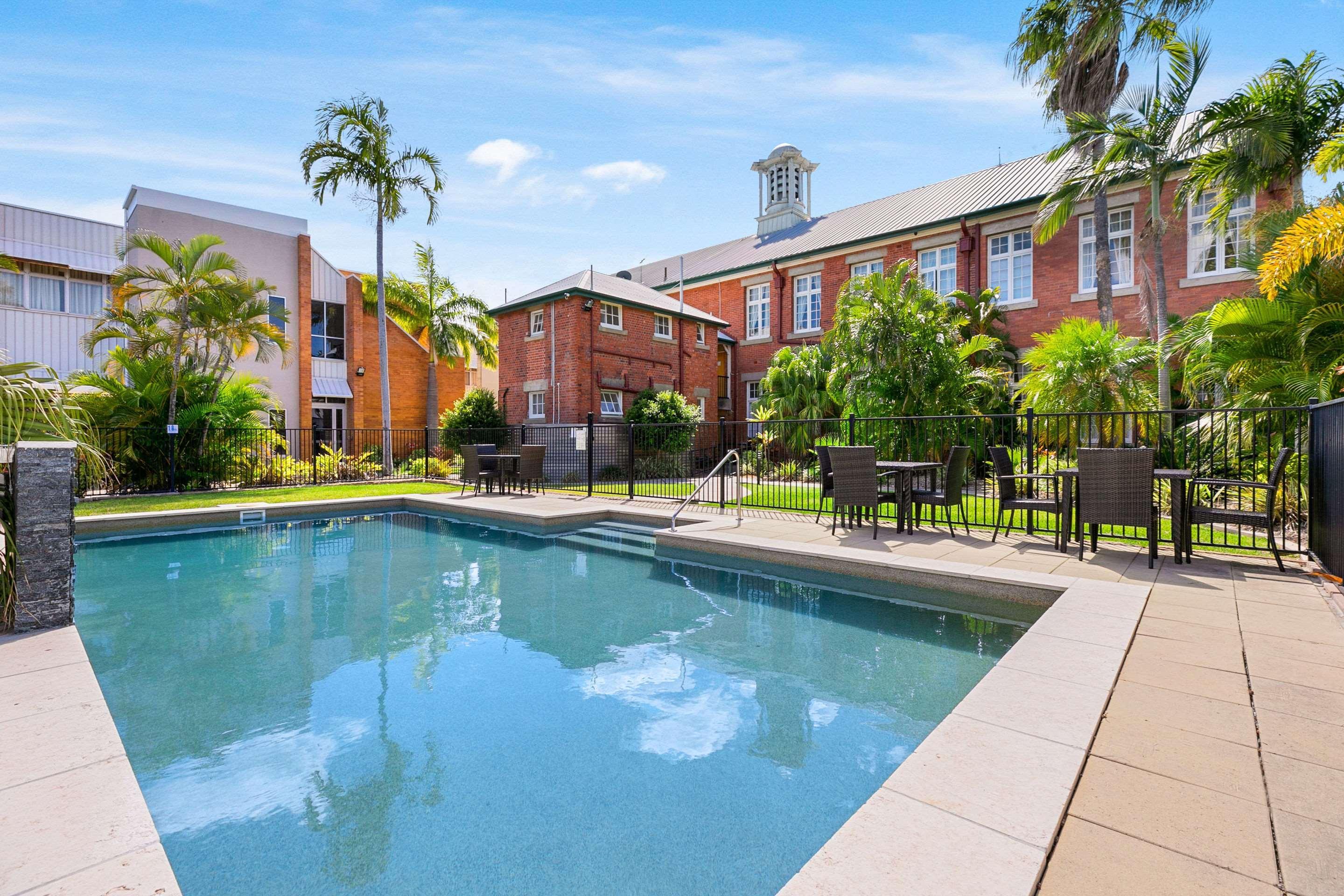Quality Hotel Regent Rockhampton Exterior photo